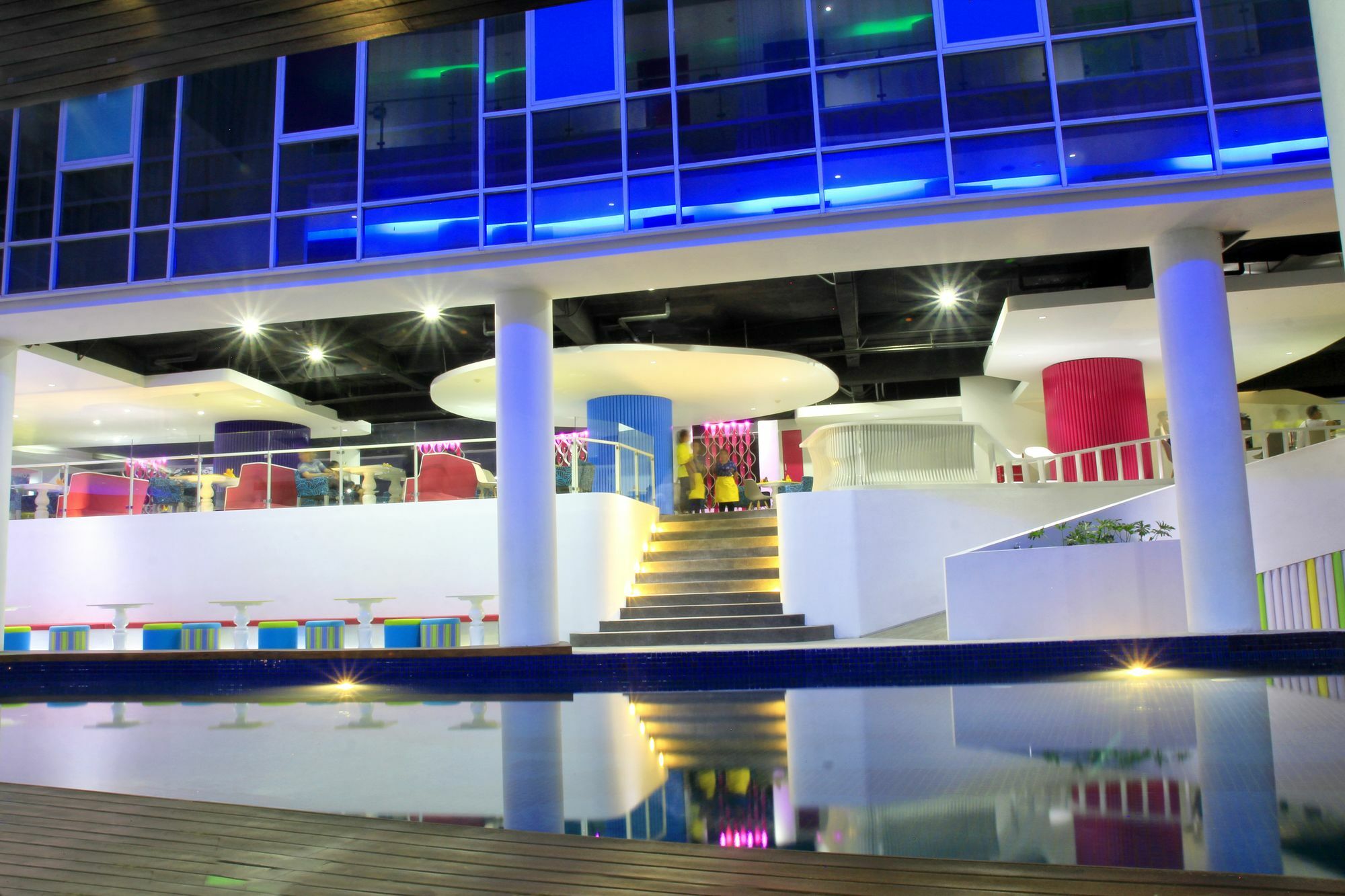 Berry Glee Thematic Hotel Kuta Lombok Εξωτερικό φωτογραφία
